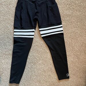 Bombshell Sportswear Kids Leggings in Black and White